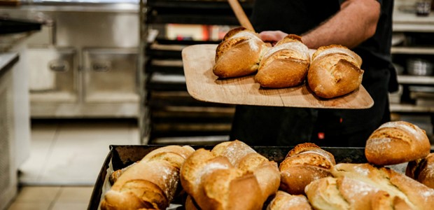 Μπήκε σε φούρνο και έκλεψε χρήματα 